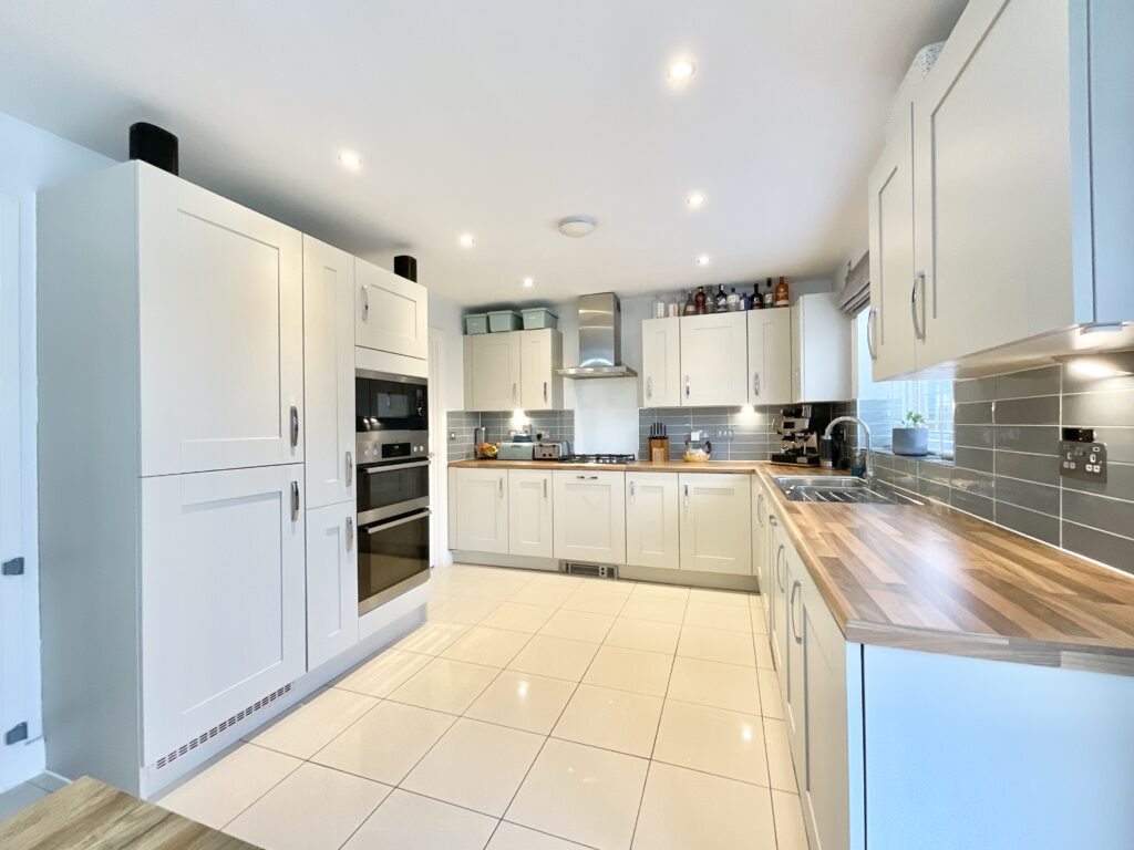 Roebuck Drive, Baldwins Gate, ST5