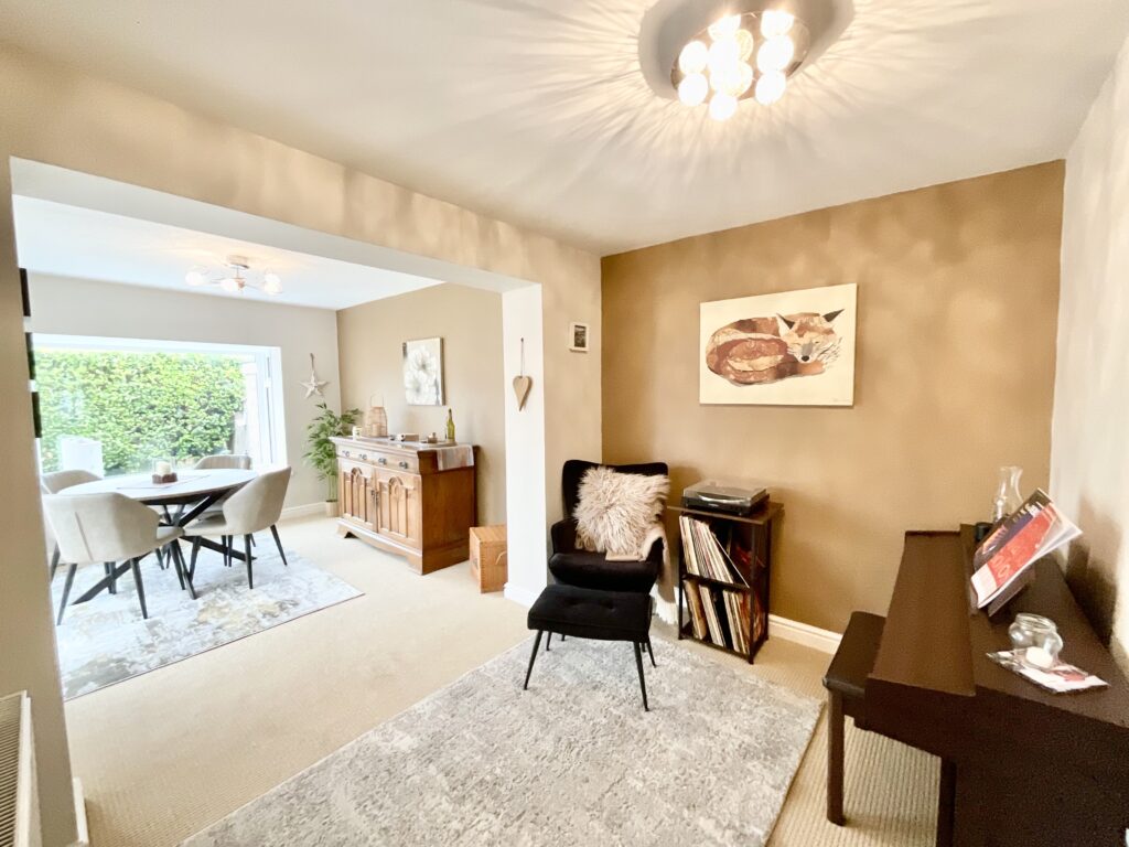 Woburn Close, Stoke-On-Trent, ST4