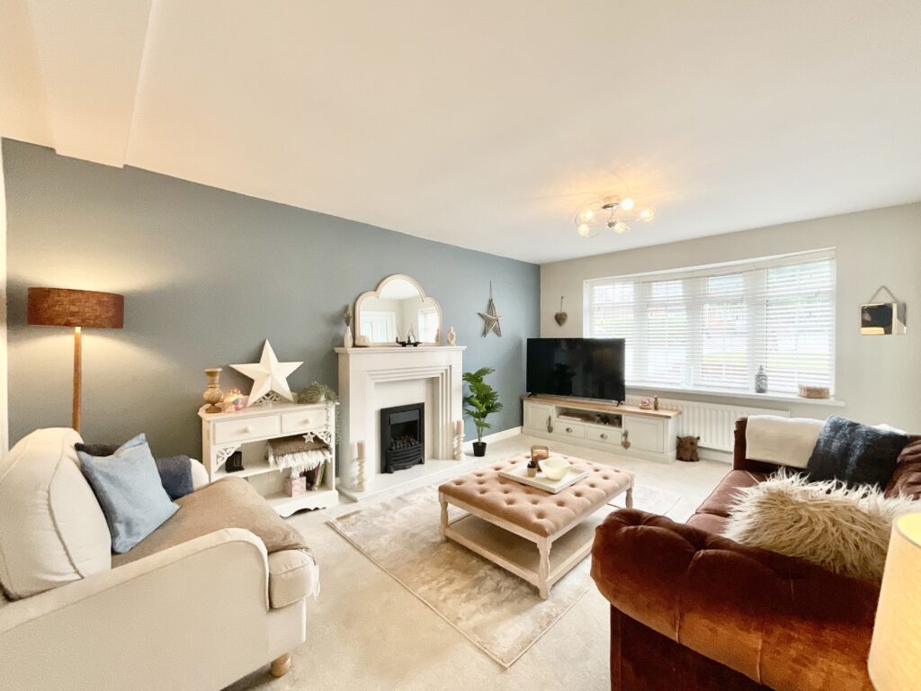 Woburn Close, Stoke-On-Trent, ST4