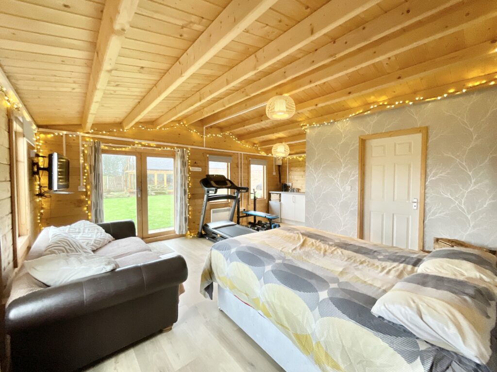 Oulton Lane, Norbury, ST20