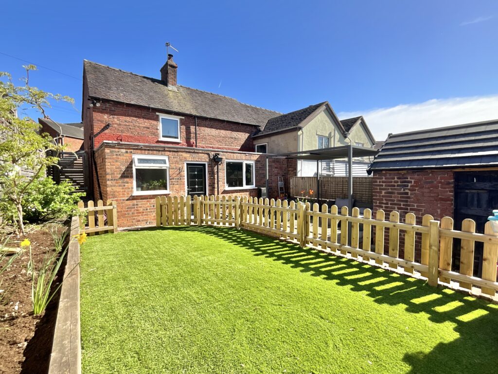 Newhall Street, Kingsley, ST10