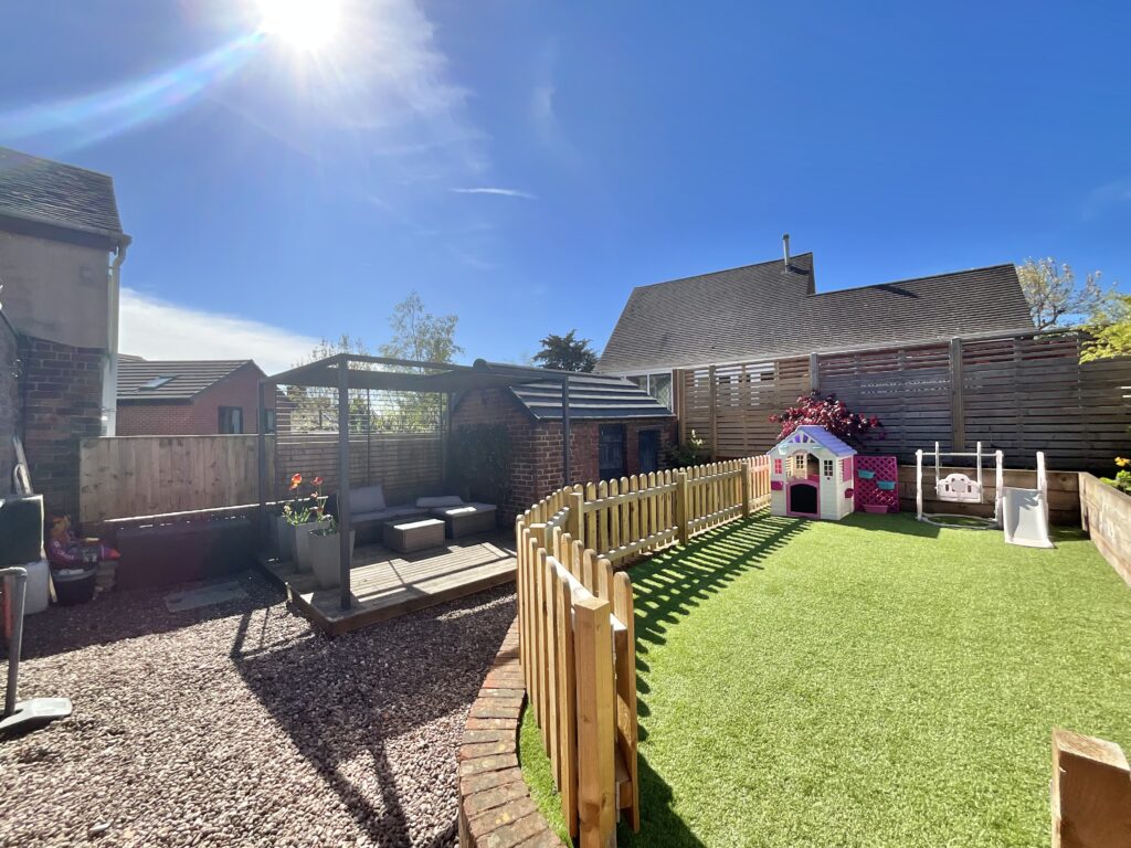 Newhall Street, Kingsley, ST10