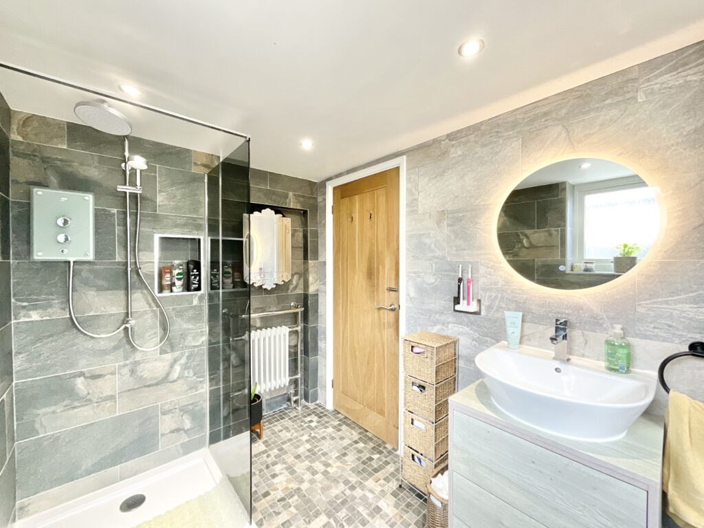 Weston Lane, Basford, CW2