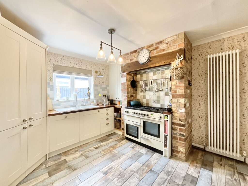 Weston Lane, Basford, CW2