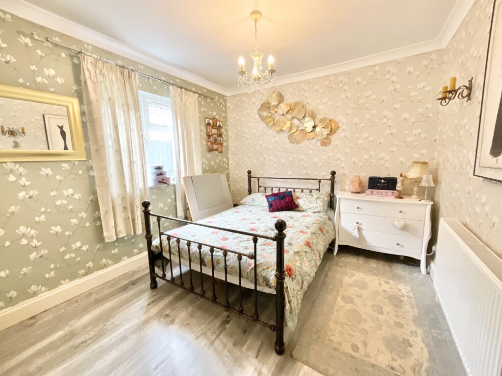 Weston Lane, Basford, CW2