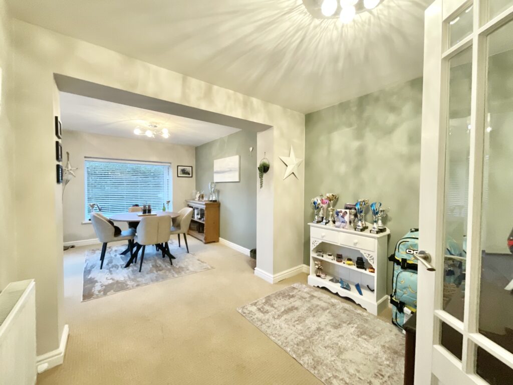 Woburn Close, Stoke-On-Trent, ST4