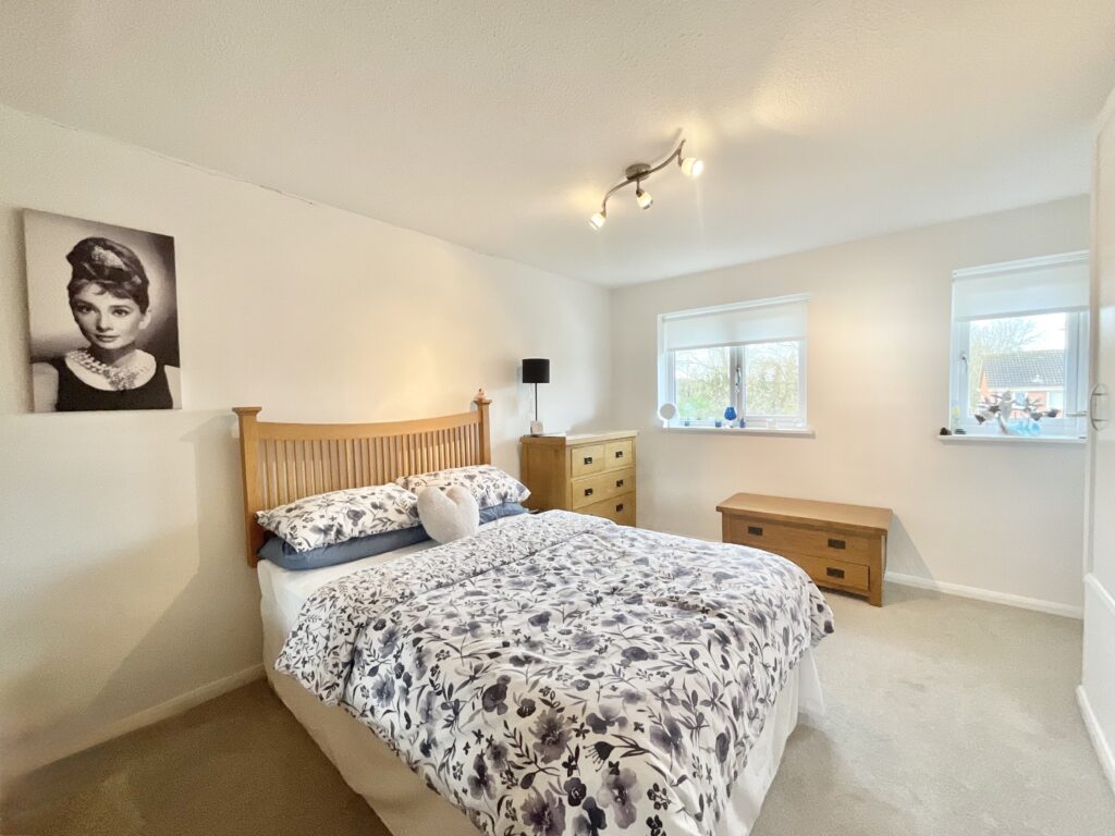 Crompton Grove, Stoke-On-Trent, ST4