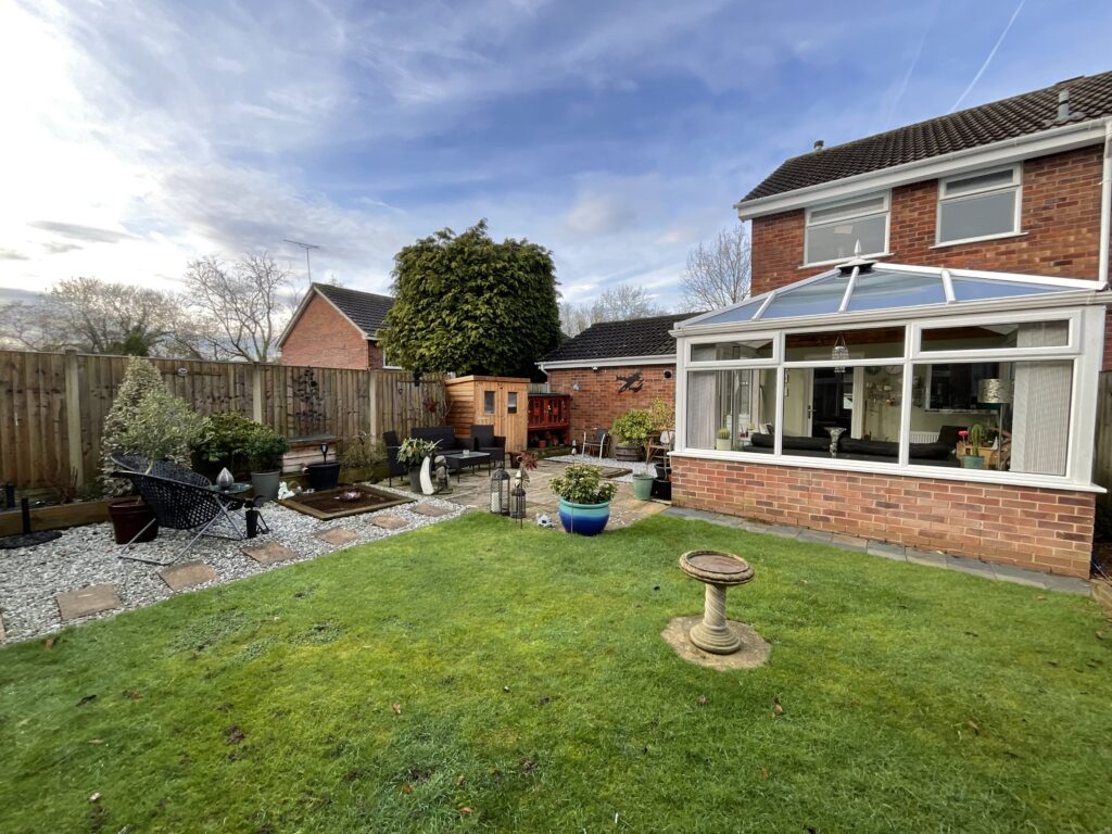 Crompton Grove, Stoke-On-Trent, ST4