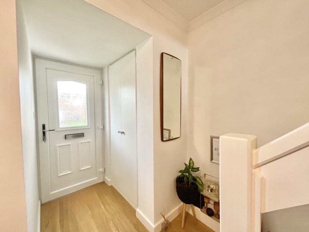 Crompton Grove, Stoke-On-Trent, ST4