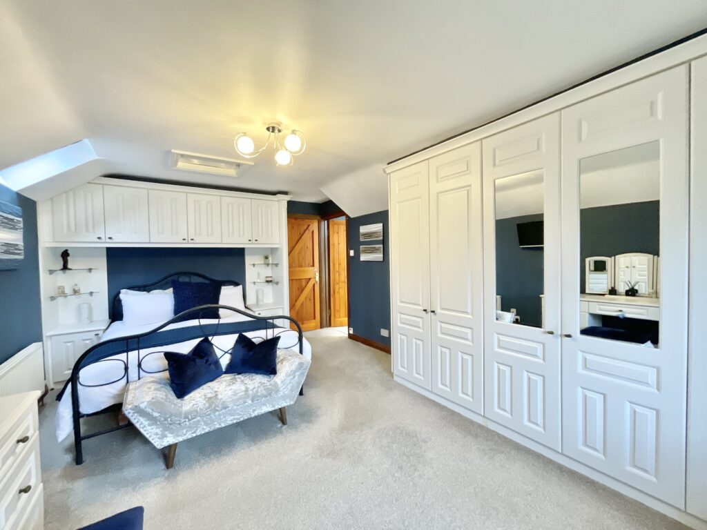 Moss Lane, Hilderstone, ST15