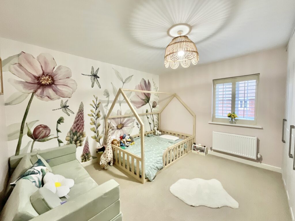 Cornucopia Grove, Barlaston, ST12