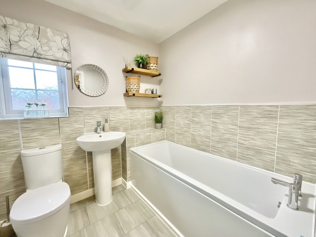 Cornucopia Grove, Barlaston, ST12