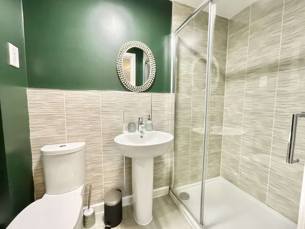 Cornucopia Grove, Barlaston, ST12