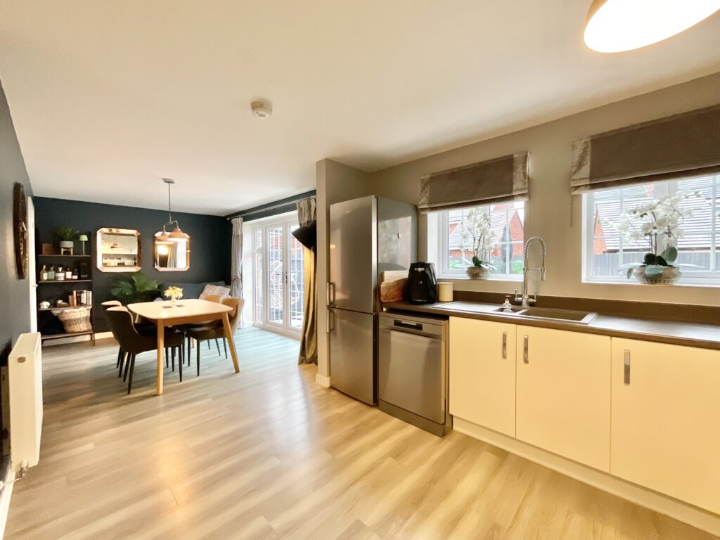 Cornucopia Grove, Barlaston, ST12