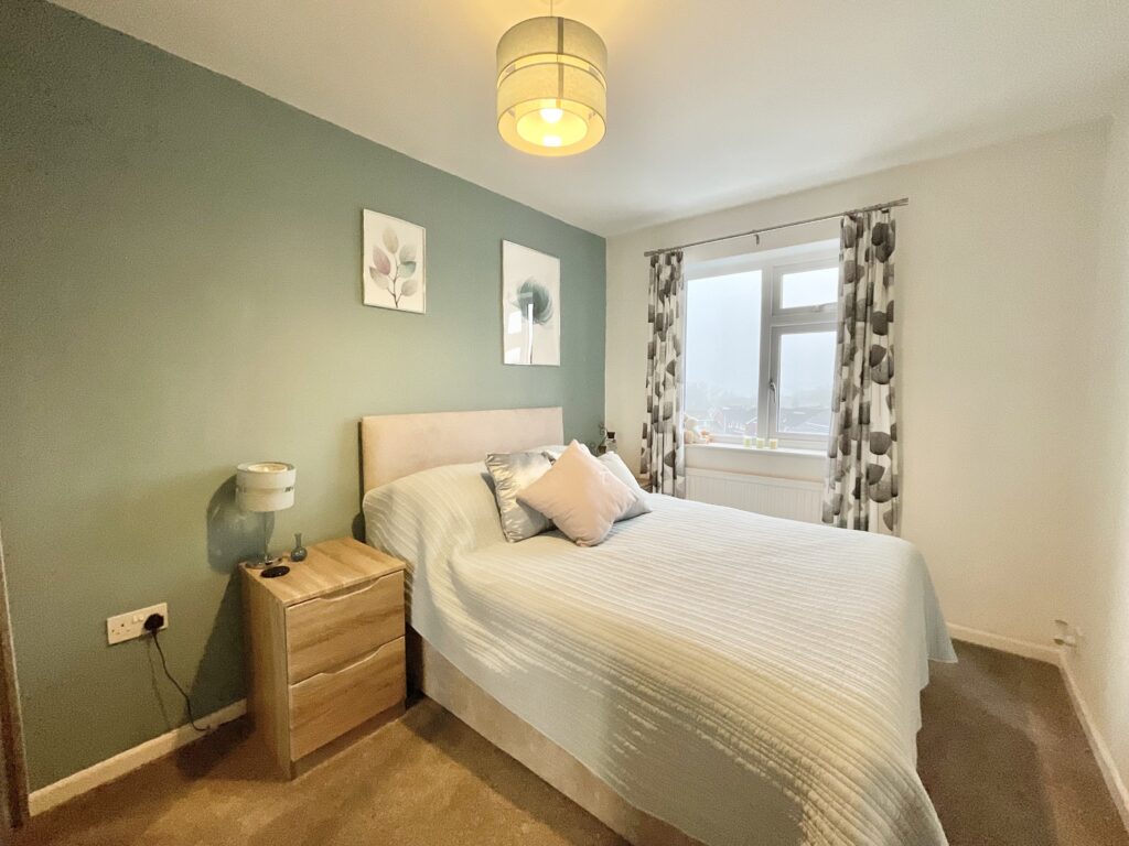 Ferndown Drive, Newcastle, ST5