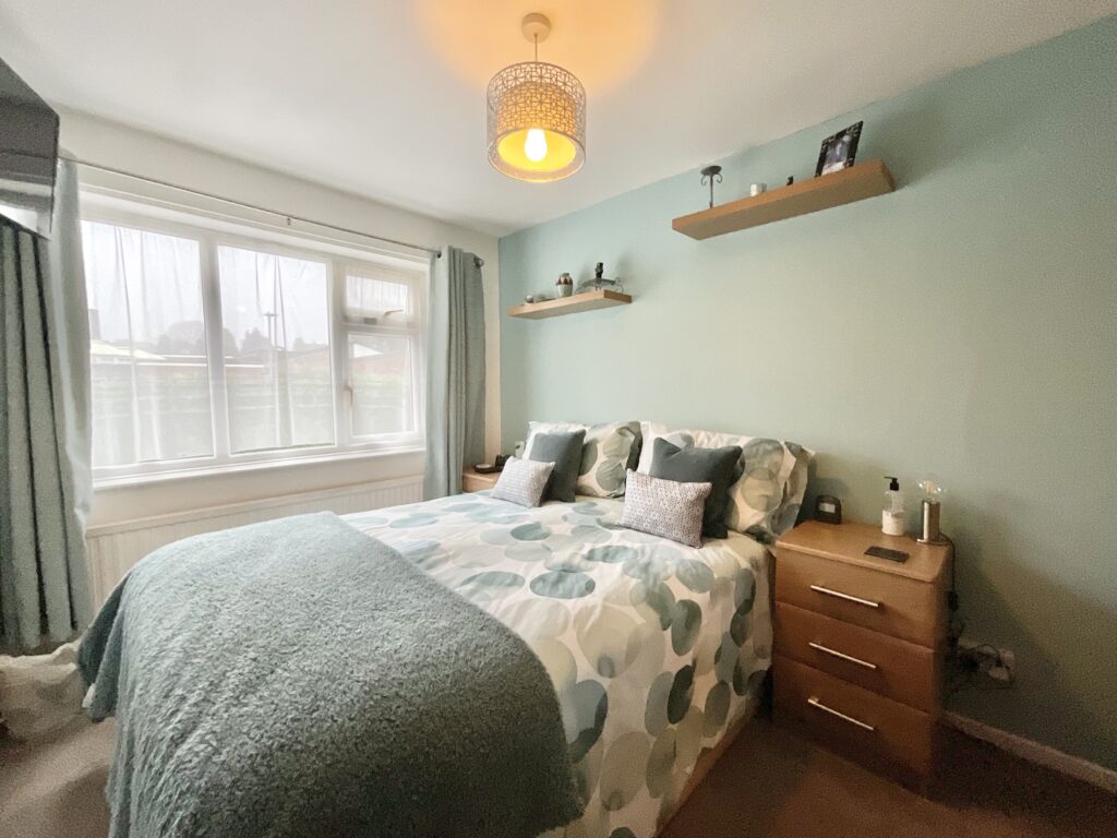 Ferndown Drive, Newcastle, ST5