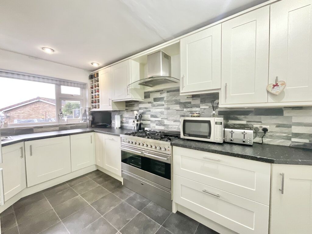 Ferndown Drive, Newcastle, ST5