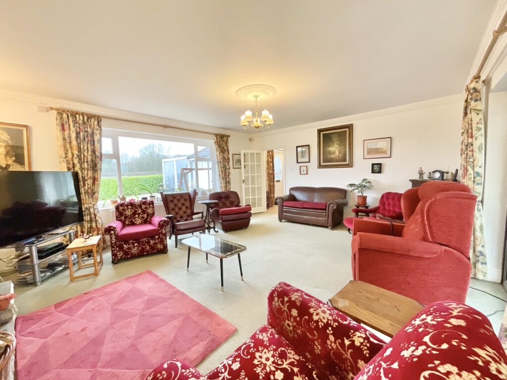 Old Road, Oulton Heath, ST15