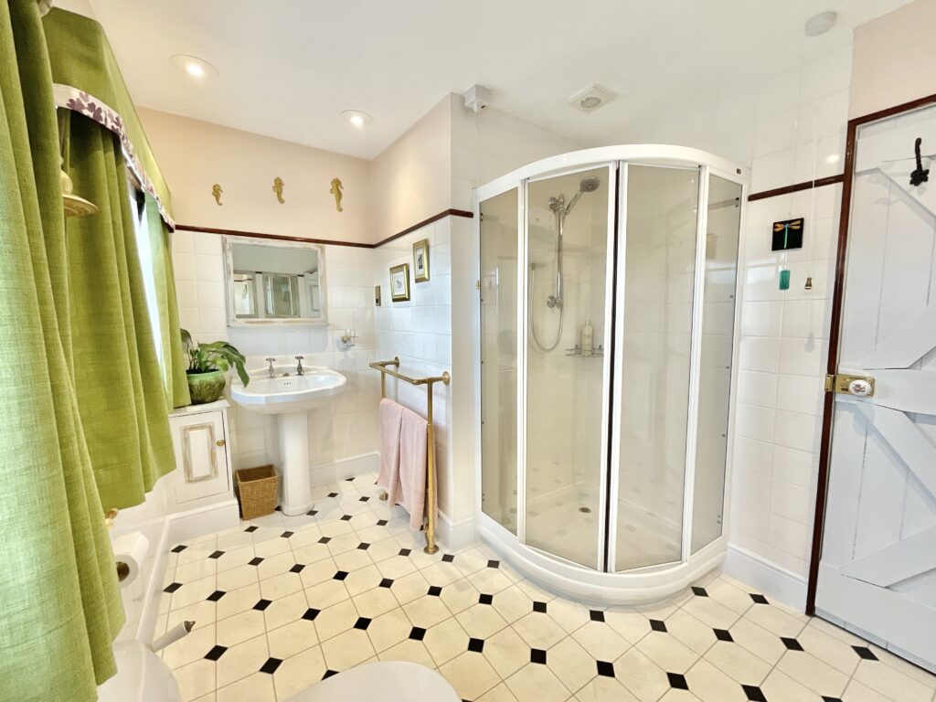 Wood Eaton Road, Church Eaton, ST20