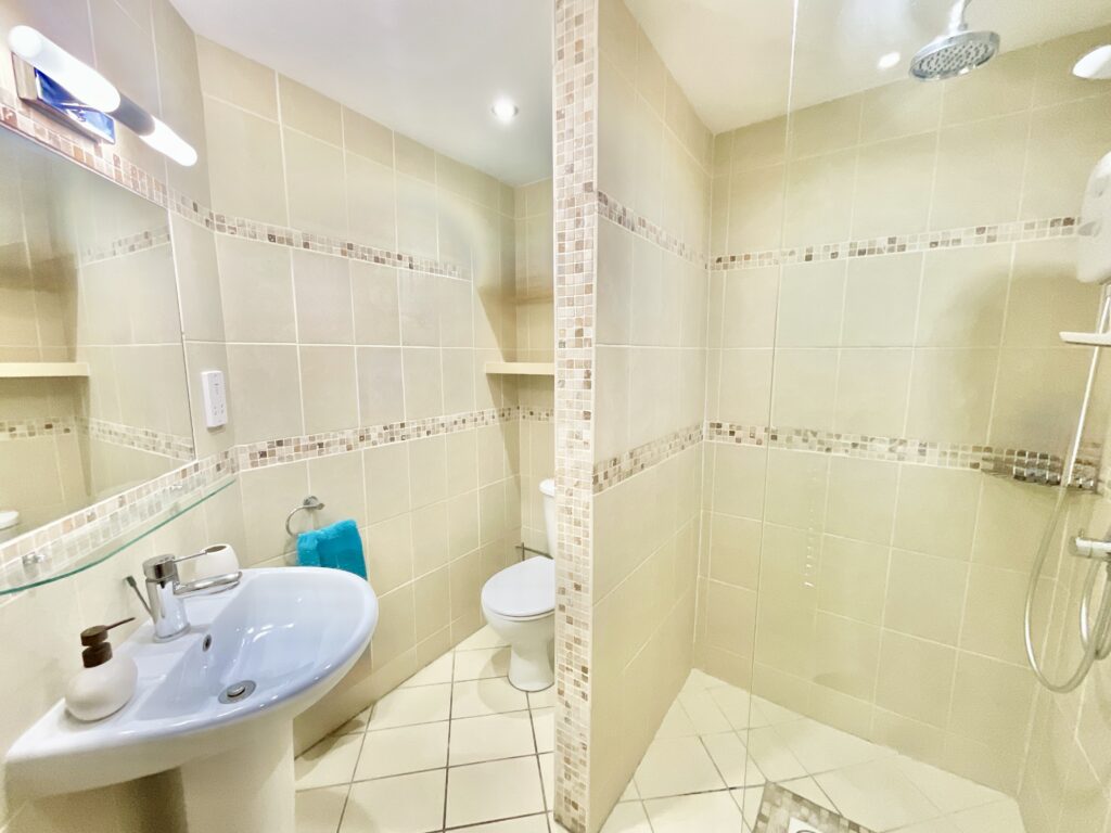 Wood Eaton Road, Church Eaton, ST20