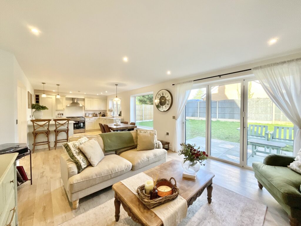 Longton Road, Barlaston, ST12