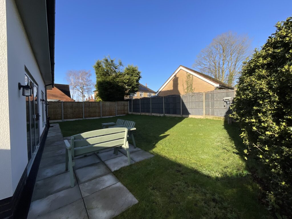 Longton Road, Barlaston, ST12