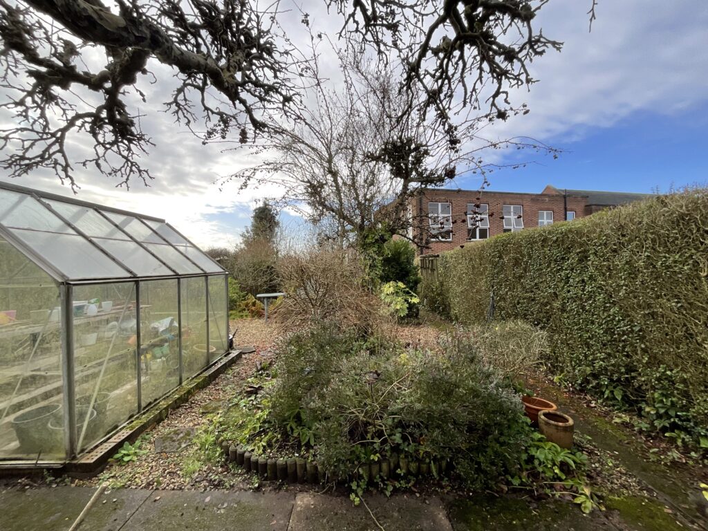 Airdale Road, Stone, ST15