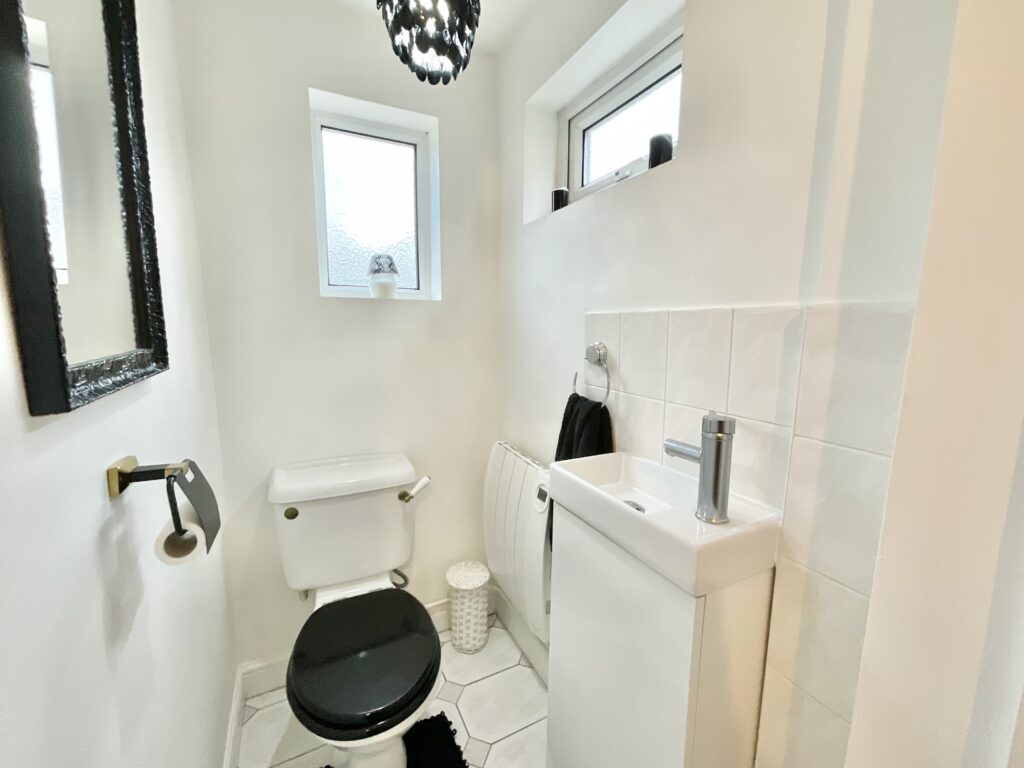 Meaford Road, Barlaston, ST12