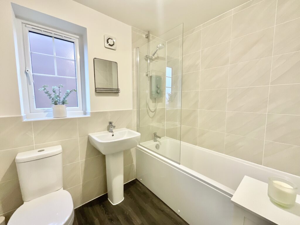 Nixon Lane, Stone, ST15