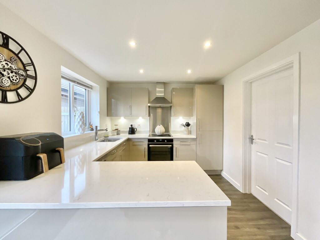 Nixon Lane, Stone, ST15