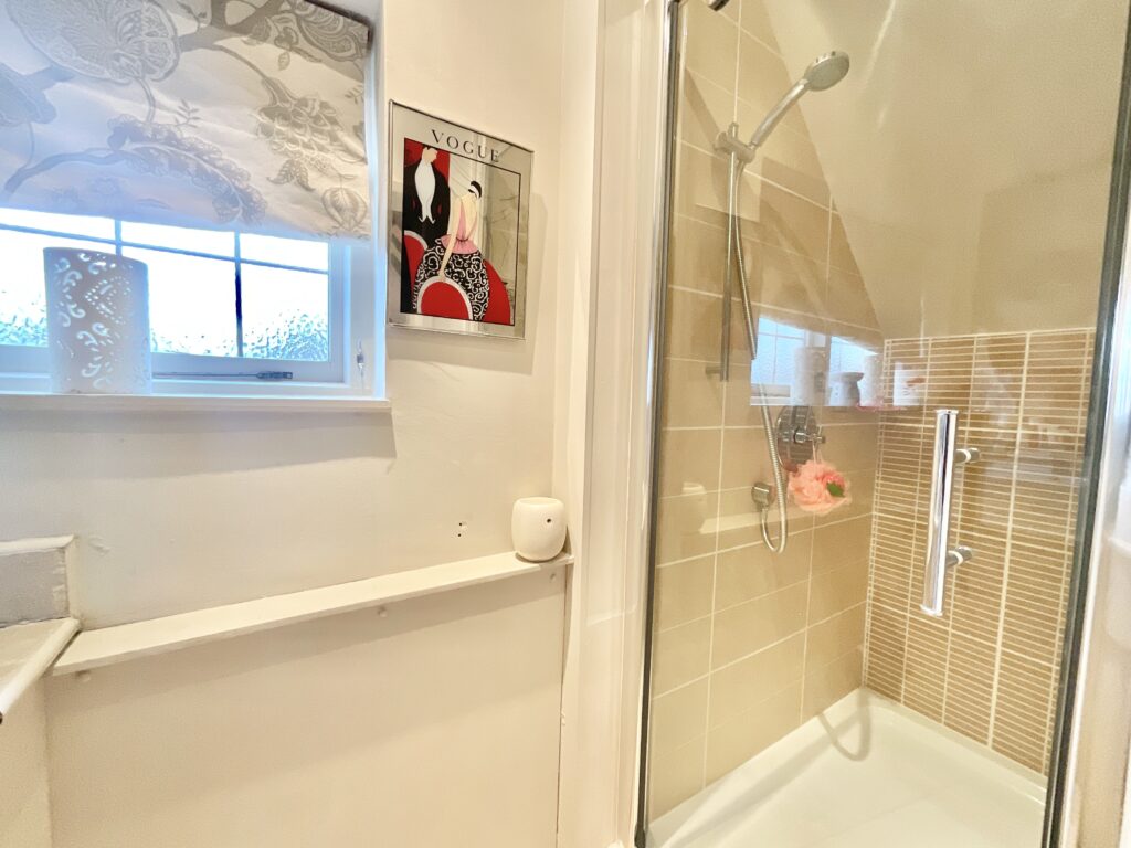 Smithy Lane, Bradley, ST18