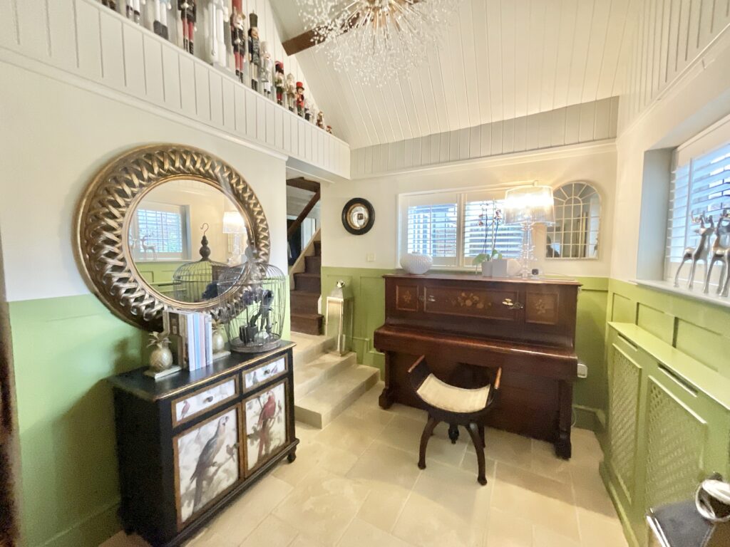 Smithy Lane, Bradley, ST18