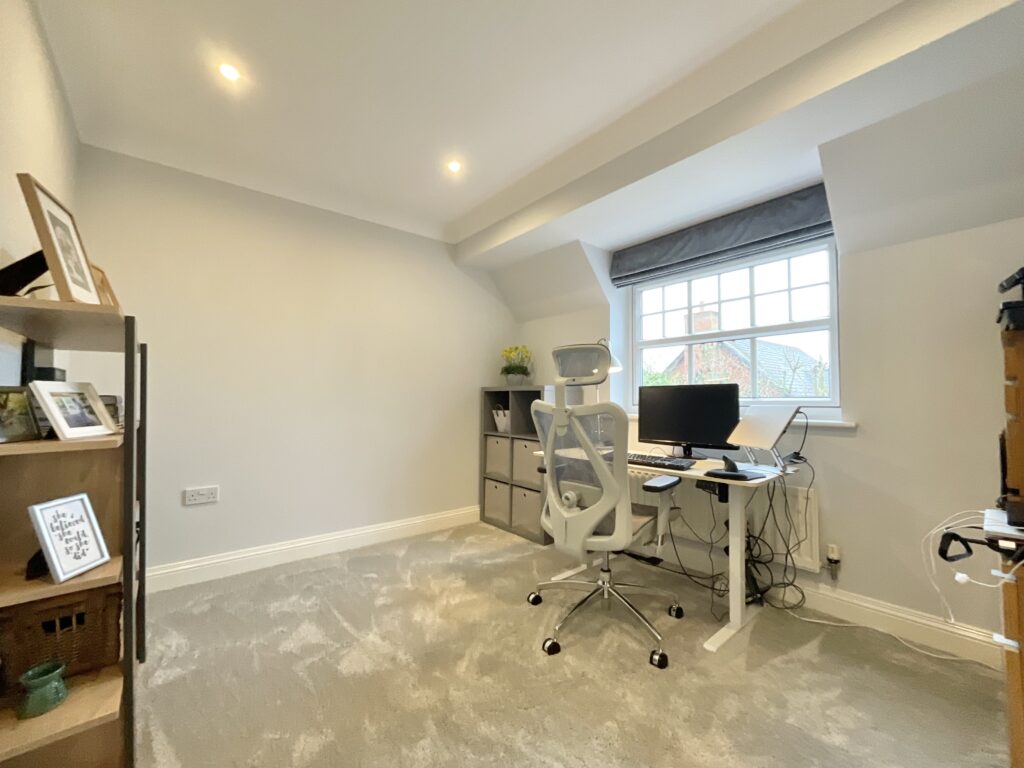 Springwater Drive, Weston, CW2