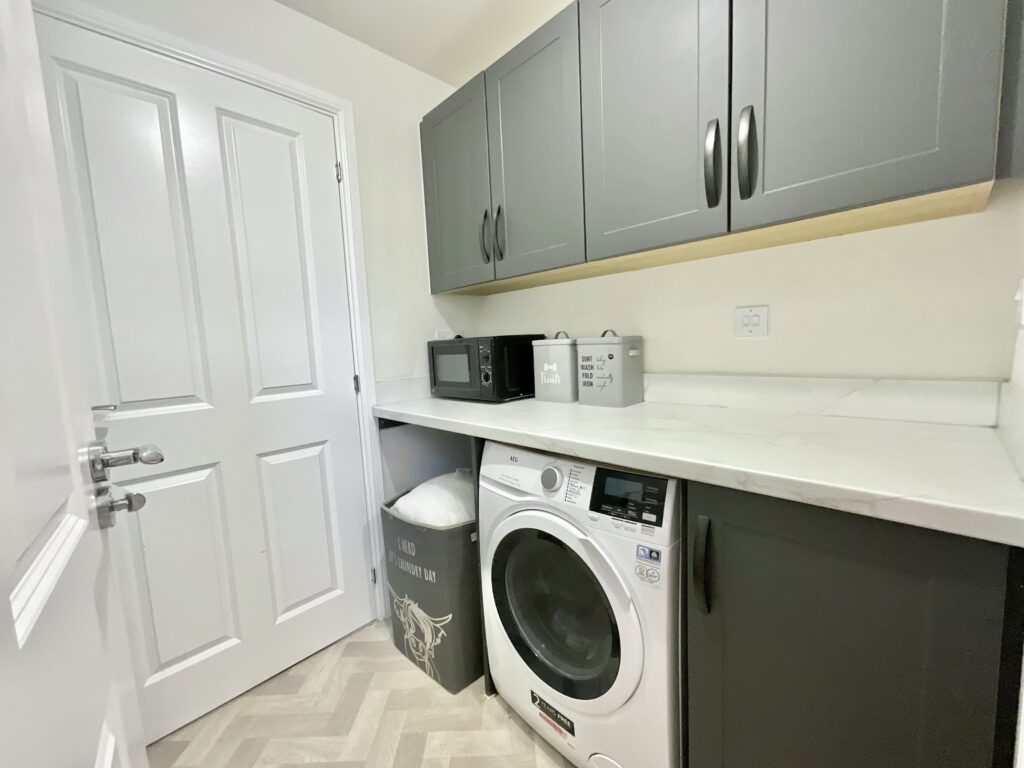 Dowling Road, Uttoxeter, ST14