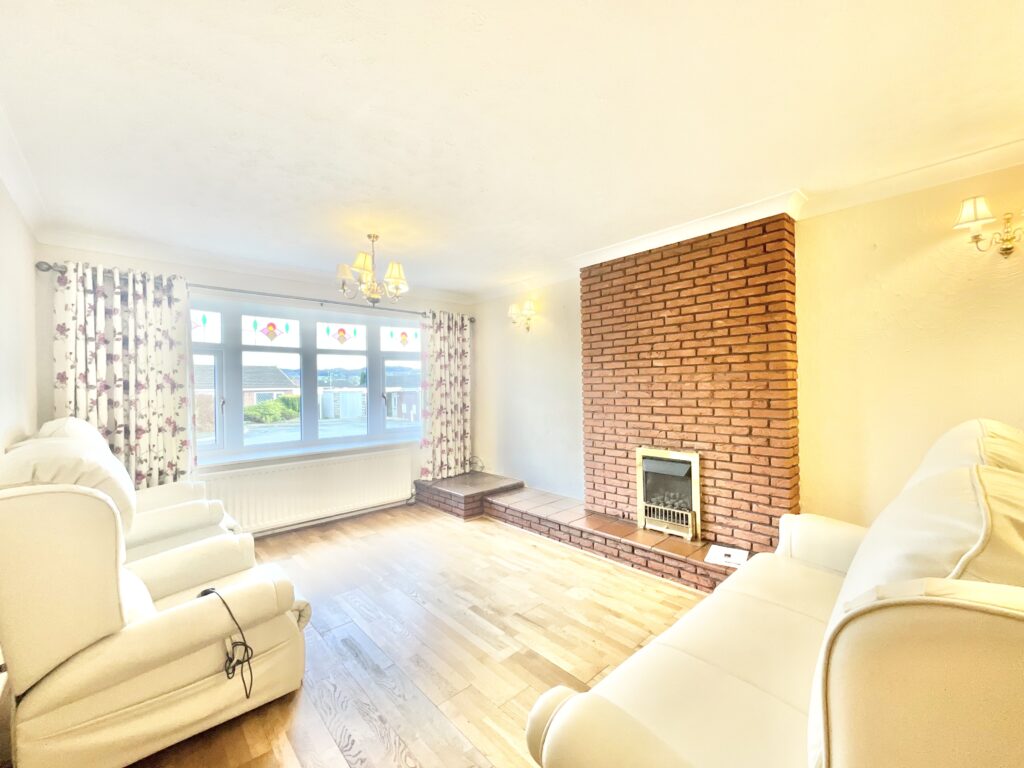 Minton Close, Cheadle, ST10