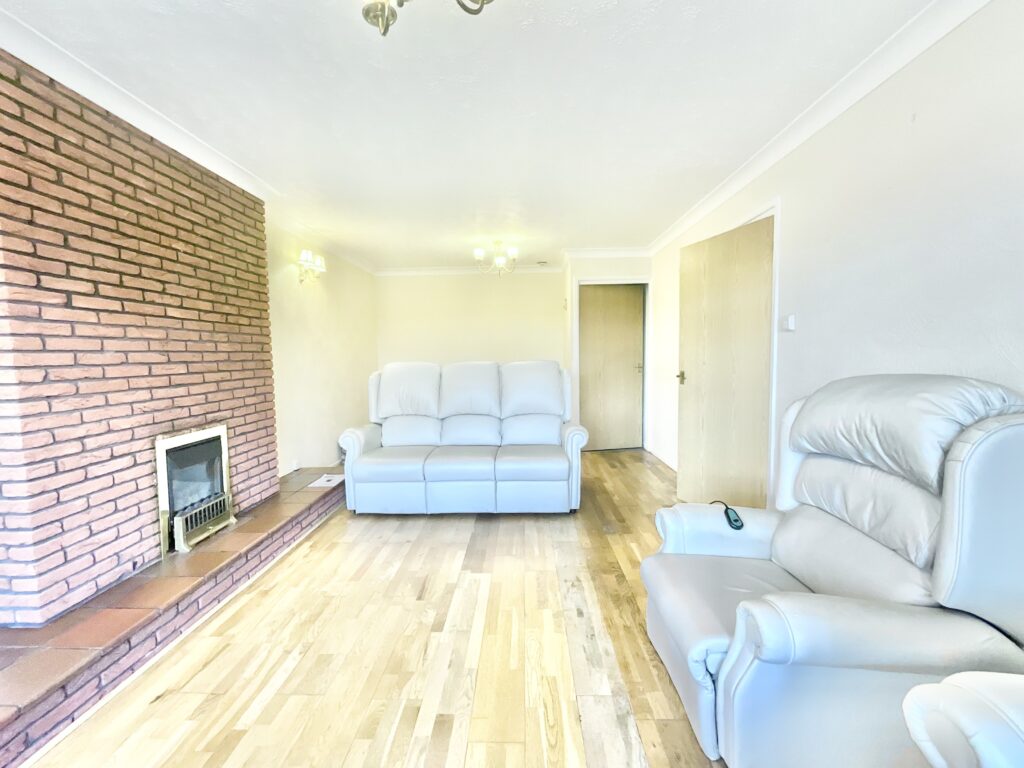 Minton Close, Cheadle, ST10