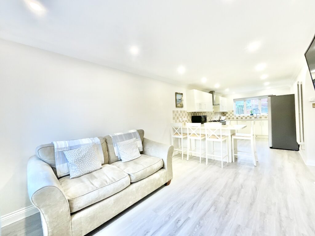 Austin Close, Cheadle, ST10