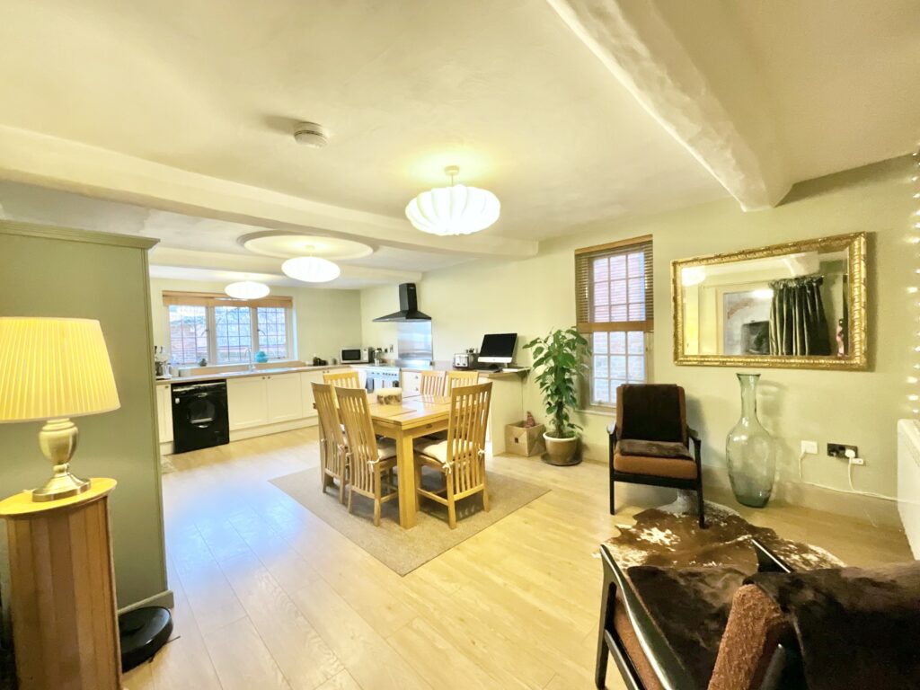 High Street, Tean, ST10