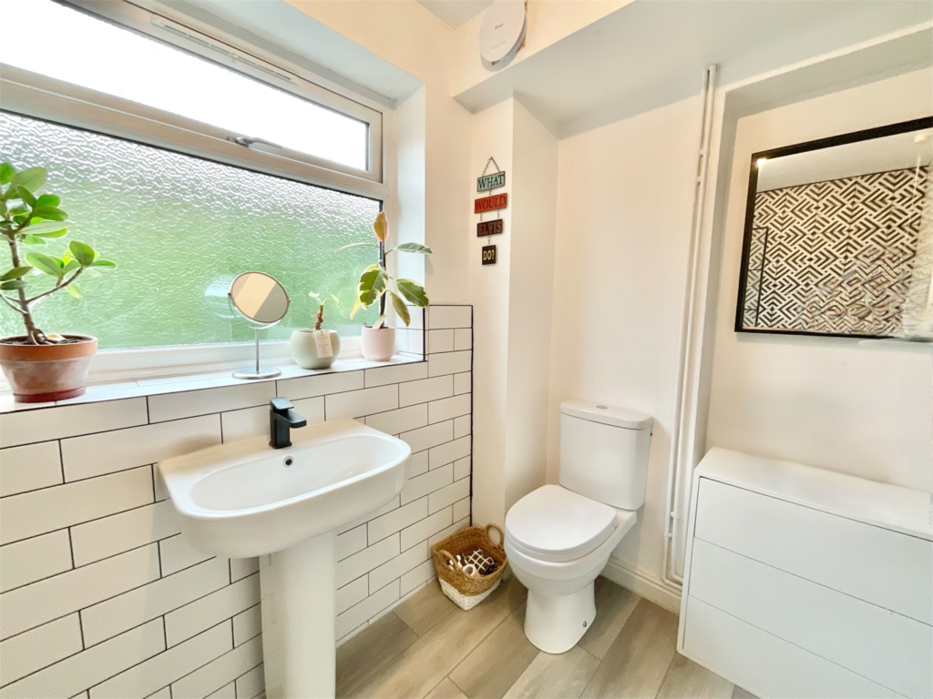 Cannock Road, Brocton, ST17