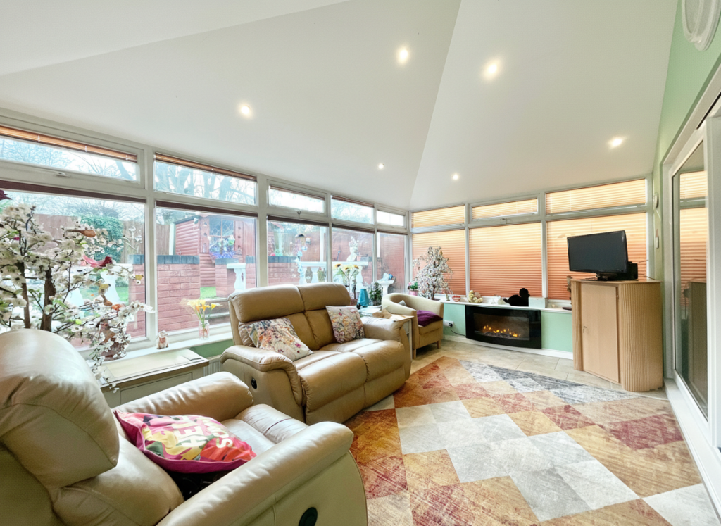 Ferndown Close, Stoke-On-Trent, ST3