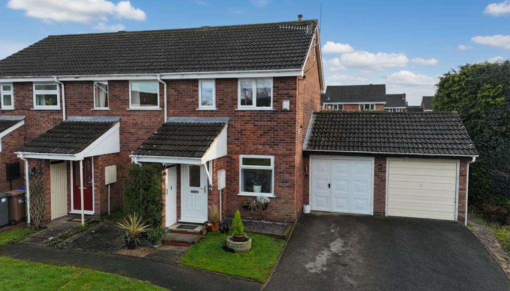 Crompton Grove, Stoke-On-Trent, ST4