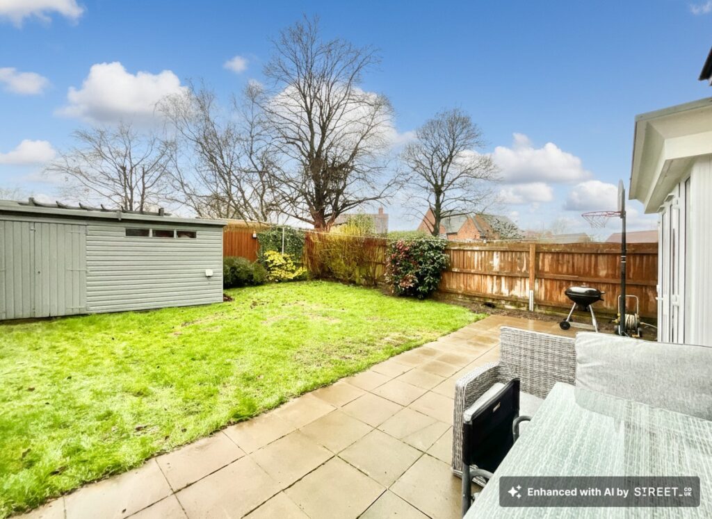 Hollingworth Close, Yarnfield, ST15