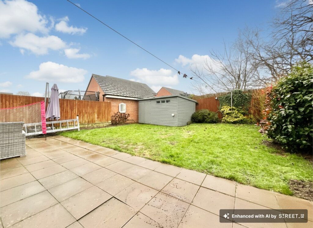 Hollingworth Close, Yarnfield, ST15