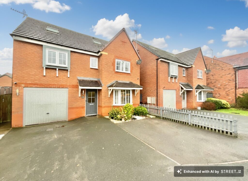 Hollingworth Close, Yarnfield, ST15