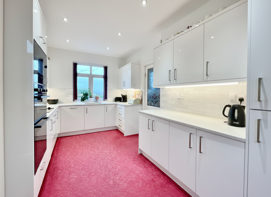 Old Road, Oulton Heath, ST15