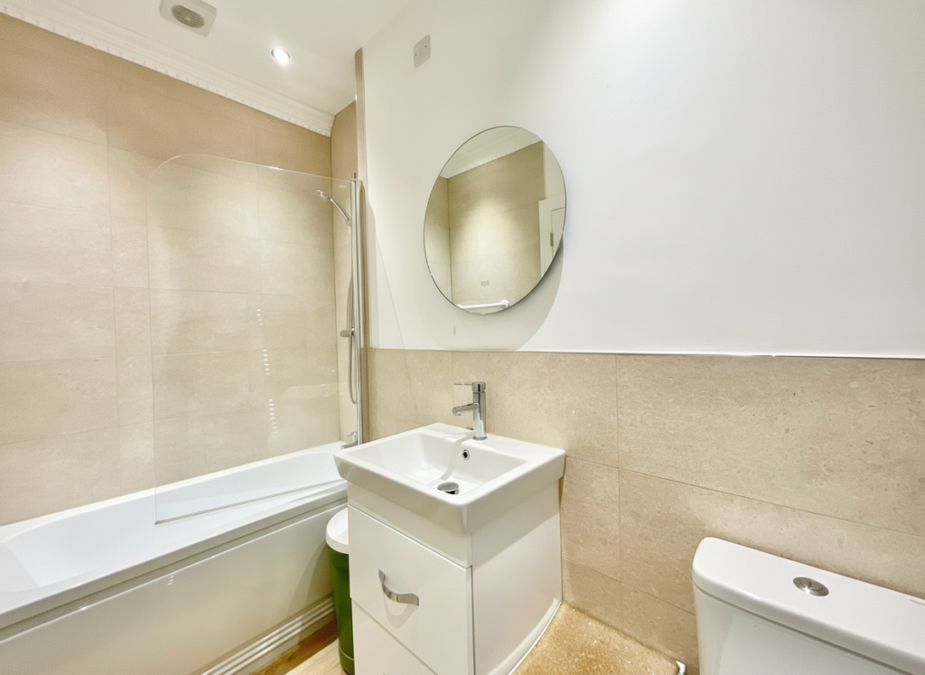 Old Road, Oulton Heath, ST15