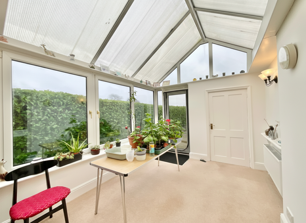 Old Road, Oulton Heath, ST15