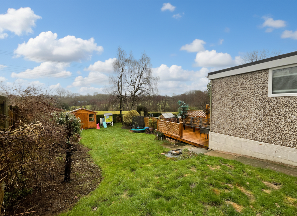 Hanchurch Crossroad, Newcastle, ST5