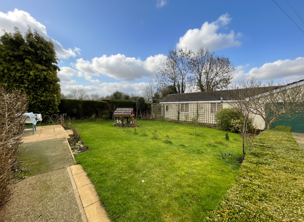 Old Road, Oulton Heath, ST15