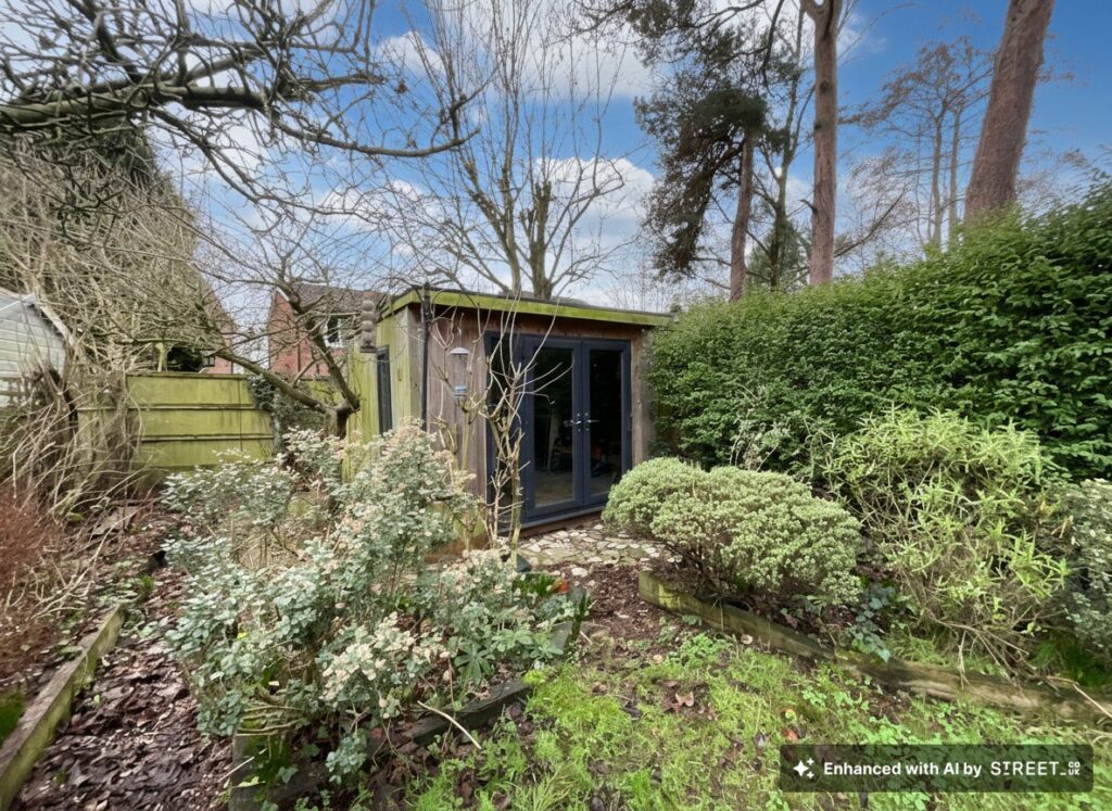 Lichfield Road, Stone, ST15